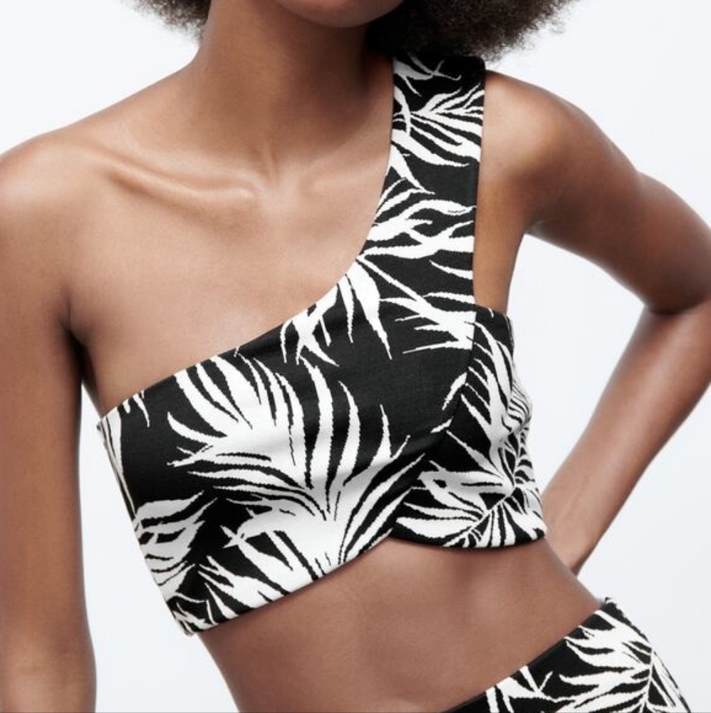 L NWT Zara One Shoulder Black Leaf Print Crop Top